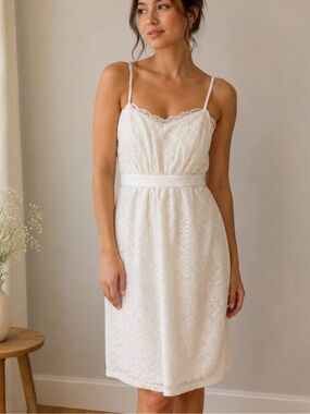 Victoria's Secret White Lace Dress. size 14